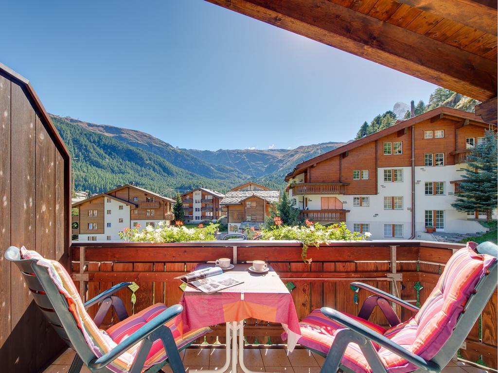 Apartment Aura Zermatt Pokoj fotografie